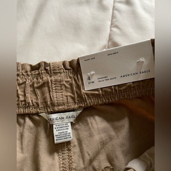 NWT AE Baggy Fit High Rise Corduroy Pants Size 4 - Picture 4 of 8